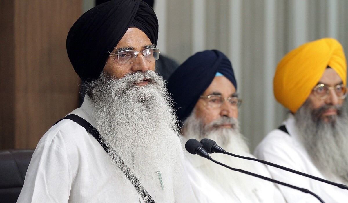 Yoga at the Golden Temple: SGPC चीफ हरजिंदर सिंह ने कहा 'हरमंदिर साहिब कोई पर्यटन स्थल नहीं है...'