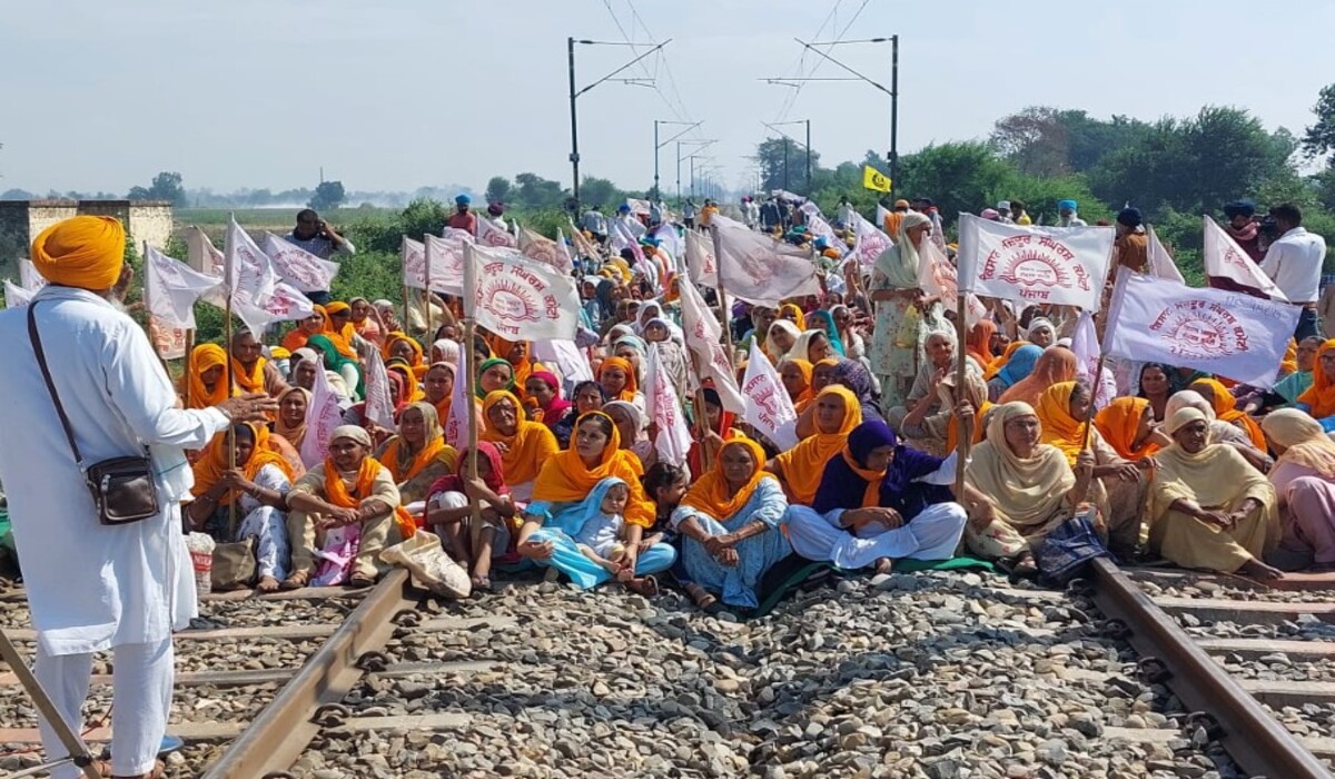 Kisan Andolan: 124 ट्रेनें रद्द, 134 के मार्ग बदले, 25 लाख वापस, किसानों को साथियों की रिहाई की मांग पर अड़ियल