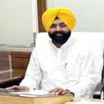 Punjab News: Bhullar ने अपमानजनक शब्दों के लिए माफी मांगी, हीरों के उस्तादों ने फिर भी पुतले को जलाया