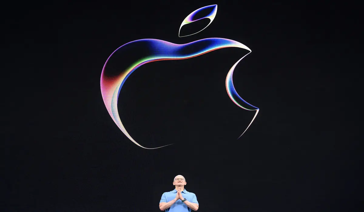 WWDC घोषणा के बाद Apple के शेयर में उछाल, क्या iPhone की बिक्री बढ़ेगी?