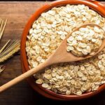 Oats वजन घटाने में प्रभावी हैं, लेकिन ज्यादातर लोग खाने में करते हैं यह गलती