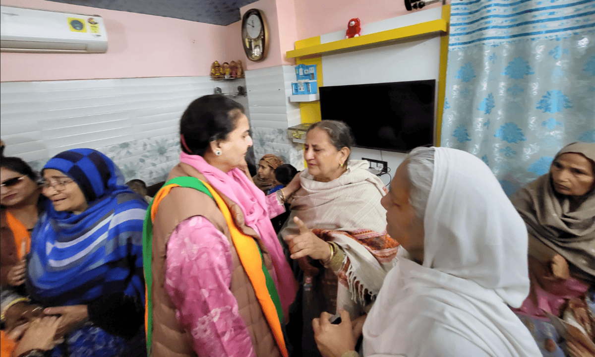 Jai Inder Kaur Meeting Victims