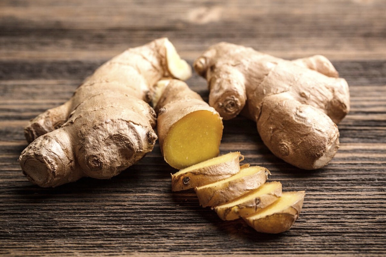 Ginger Benefits in Hindi