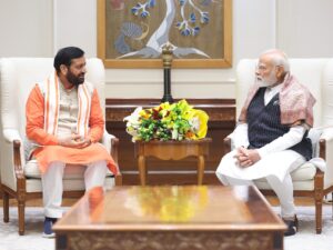 प्रधानमंत्री नरेंद्र मोदी से भेंट कर मुख्यमंत्री नायब सिंह सैनी ने दी ‘ऑपरेशन सिंदूर’ की सफलता पर बधाई!