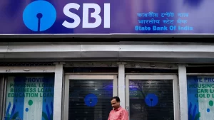 SBI क्रेडिट कार्ड धारक रहें सावधान: 15 जुलाई से बदल रहे हैं ये 2 बड़े नियम, बीमा कवर भी होगा खत्म!