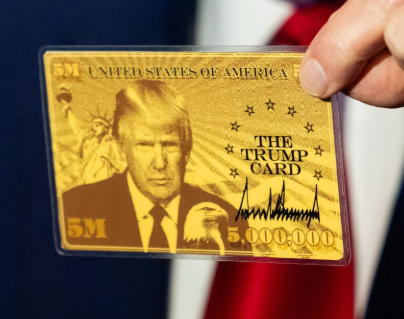 Trump ने लॉन्च किया “TRUMP GOLD CARD”