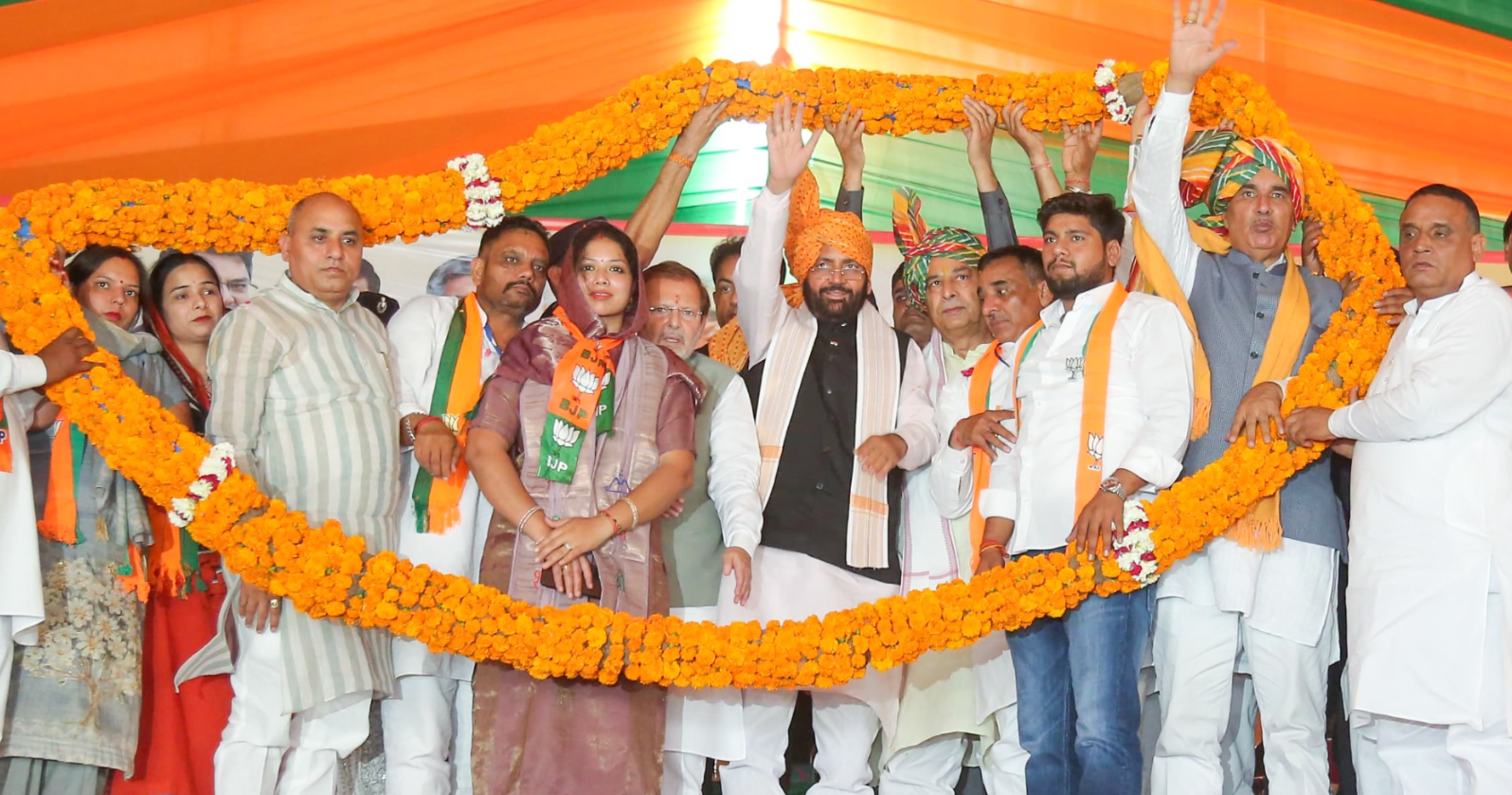 CM सैनी ने सांपला में दीनबंधु सर छोटू राम को नमन किया