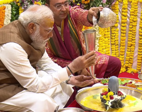 सोमनाथ अमृत महोत्सव में PM मोदी ने की विशेष पूजा