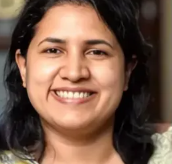 केरल में पिनाराई विजयन पर बढ़ी मुश्किलें..ED जांच पर सियासी संग्राम