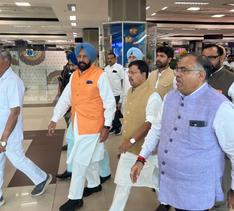 अमृतसर पहुंचे भाजपा अध्यक्ष नितिन नवीन