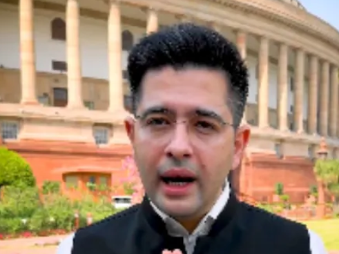 राज्यसभा सांसद राघव चड्ढा ने CM मान से मांगी FIR और इस्तीफा