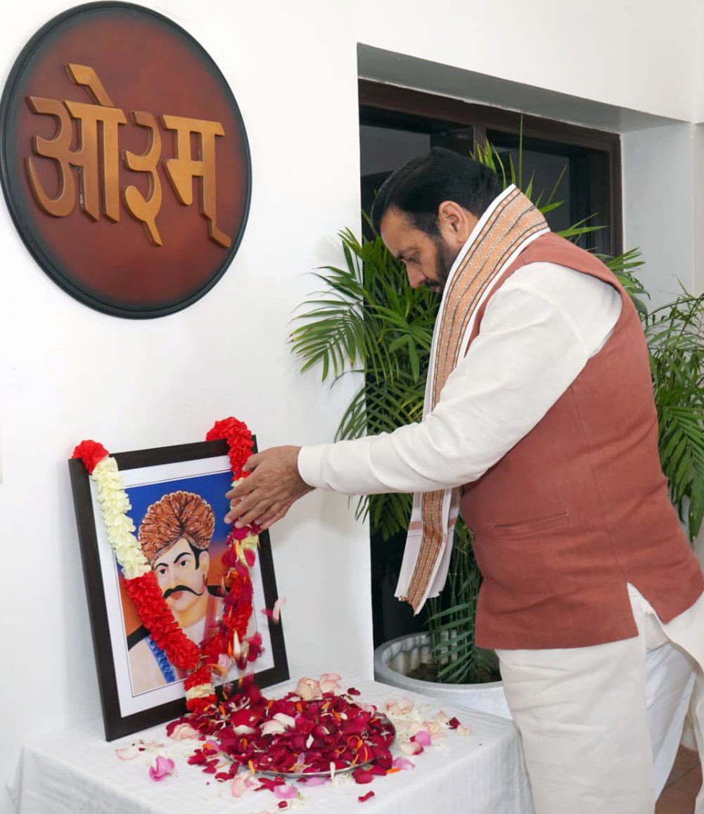 राव तुलाराम को सीएम सैनी ने किया नमन
