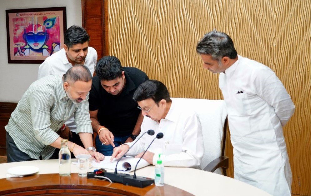 गुरुग्राम में धूल कम करने के लिए सड़कों की होगी सफाई