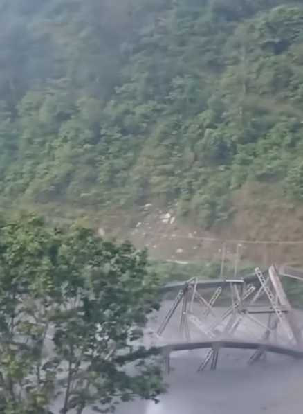 नेपाल में बा/ढ़ से भारी त/बाही, 200 से ज्यादा मकान क्षतिग्रस्त, 5 लोग लापता