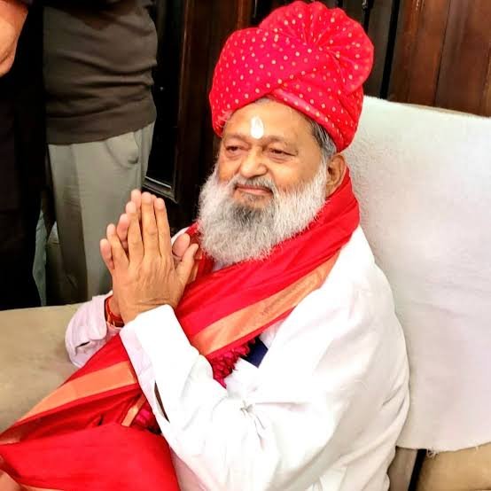महाराजा अग्रसेन के सिद्धांतों पर चलना जरूरी: अनिल विज